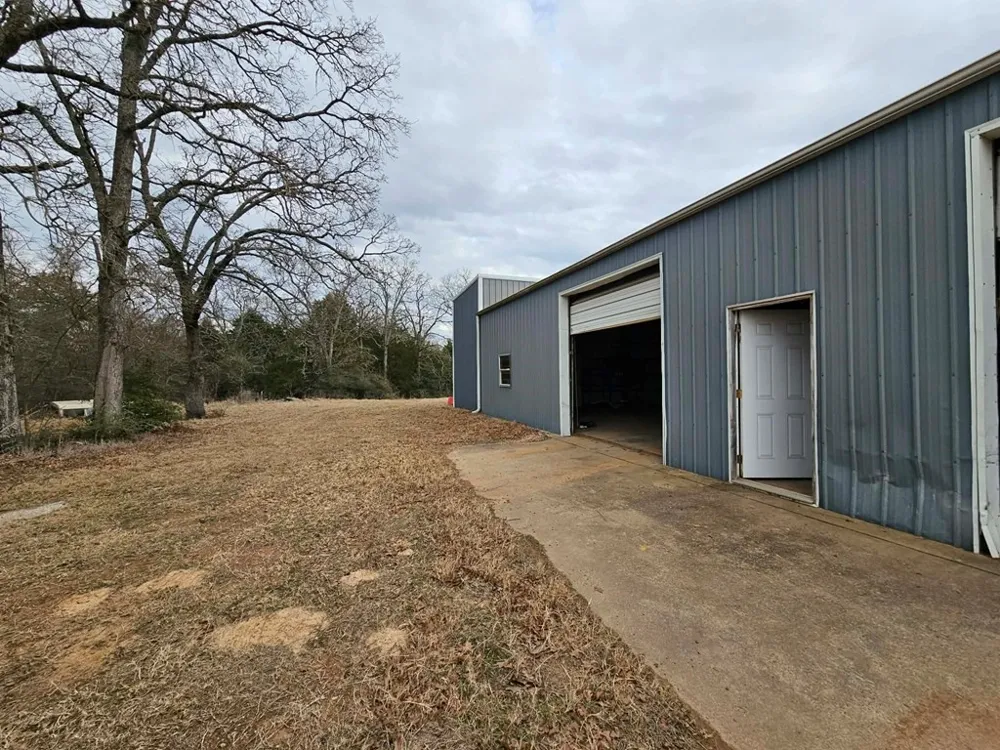 1710 An County Road 463 Montalba, TX 75853