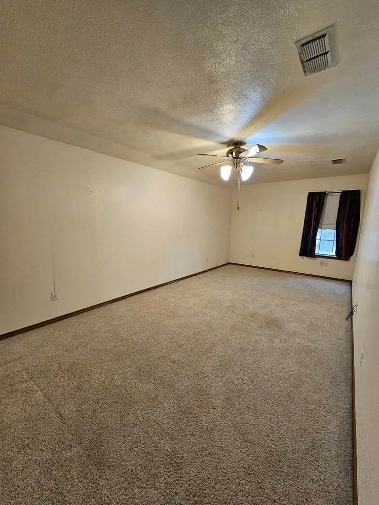 1710 An County Road 463 Montalba, TX 75853