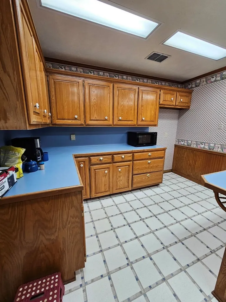 1710 An County Road 463 Montalba, TX 75853