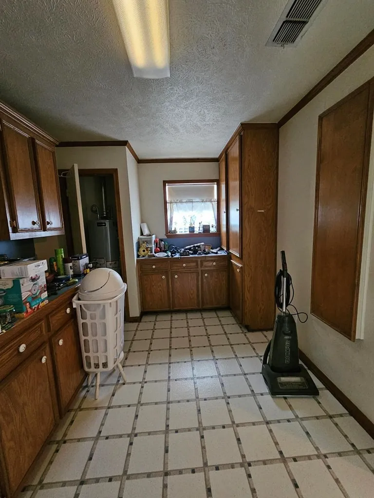 1710 An County Road 463 Montalba, TX 75853