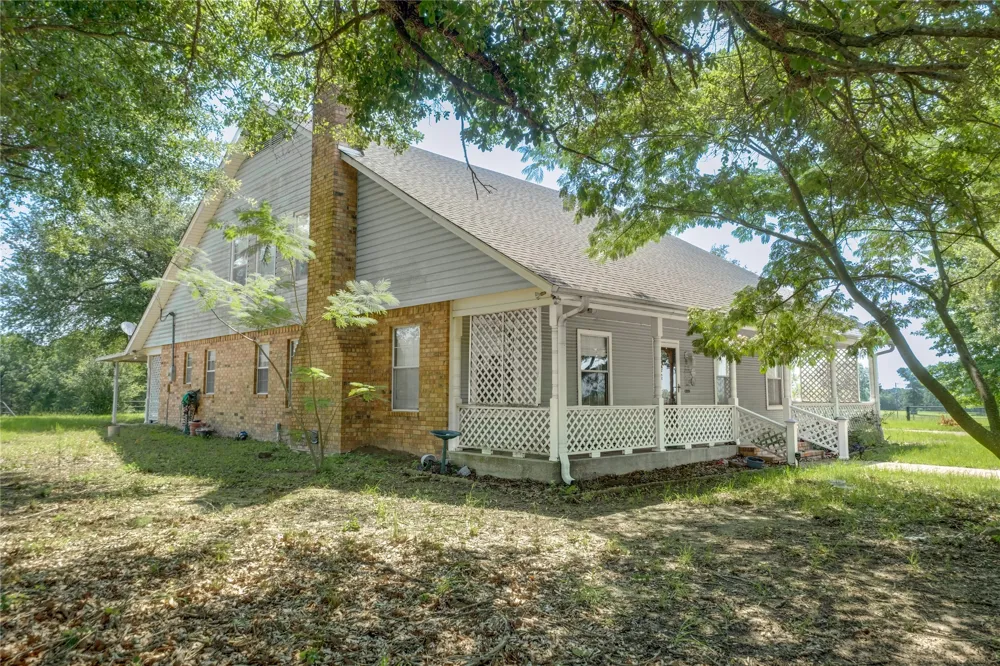 1710 An County Road 463 Montalba, TX 75853