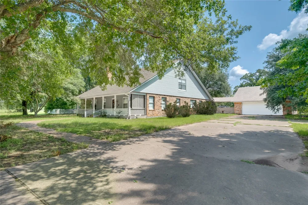 1710 An County Road 463 Montalba, TX 75853