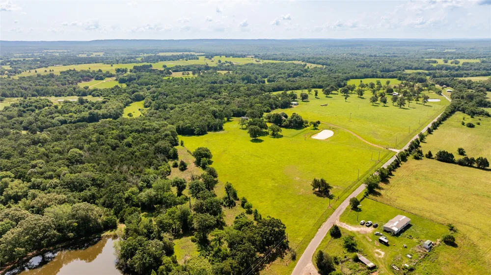 1710 An County Road 463 Montalba, TX 75853
