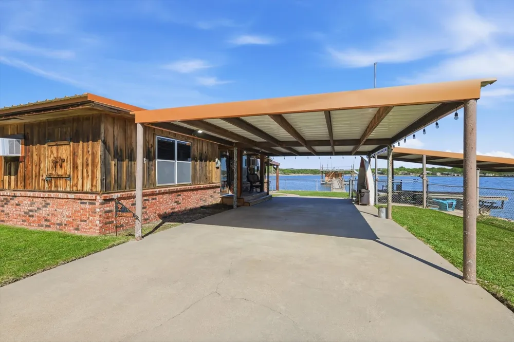 4513 Chapel Road Possum Kingdom Lake, TX 76450