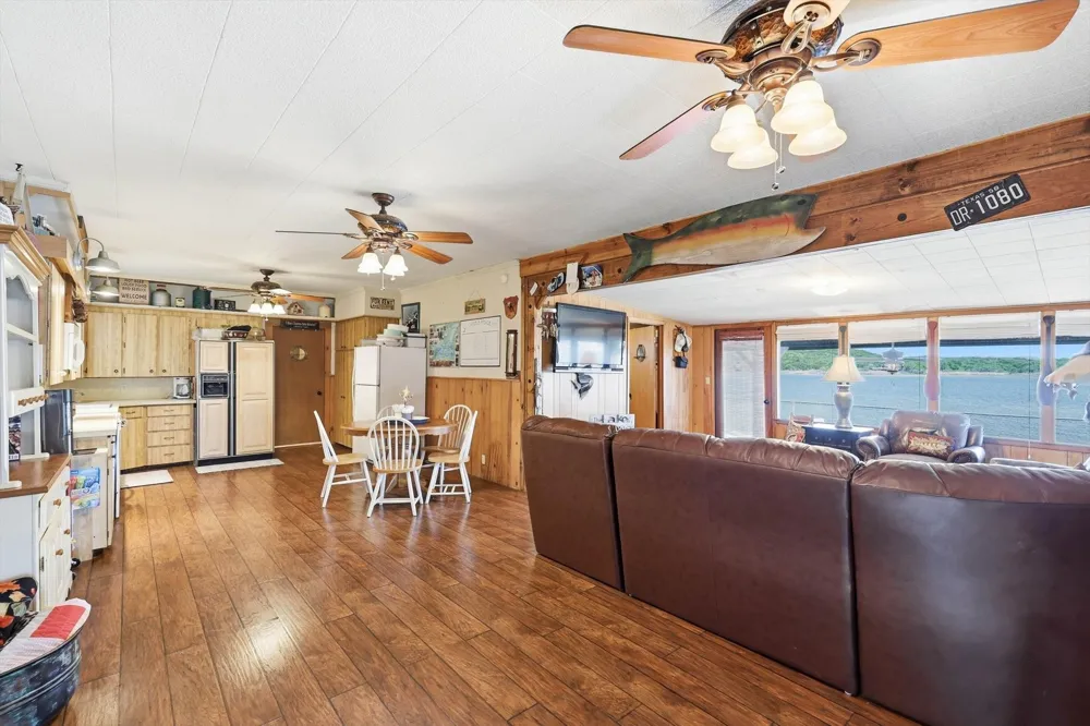 4513 Chapel Road Possum Kingdom Lake, TX 76450