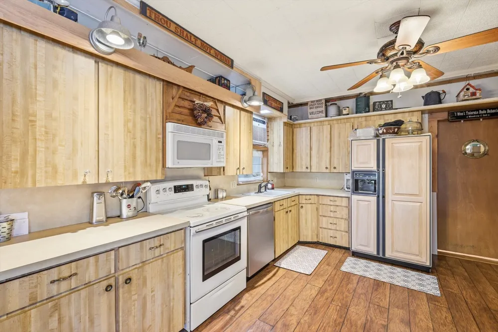 4513 Chapel Road Possum Kingdom Lake, TX 76450