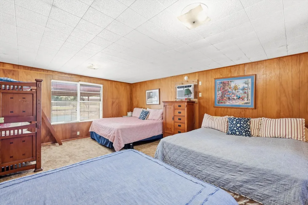 4513 Chapel Road Possum Kingdom Lake, TX 76450
