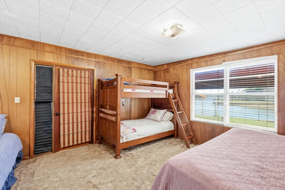 4513 Chapel Road Possum Kingdom Lake, TX 76450