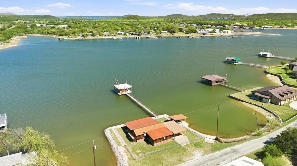 4513 Chapel Road Possum Kingdom Lake, TX 76450
