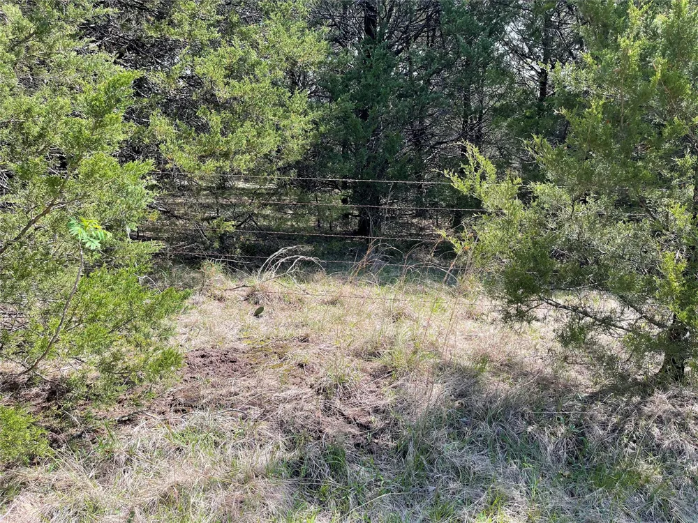 2110 County Road 1220 Savoy, TX 75479