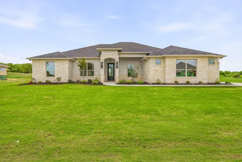 103 Eagle Court