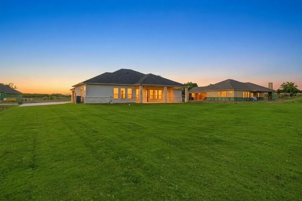 103 Eagle Court Glen Rose, TX 76077