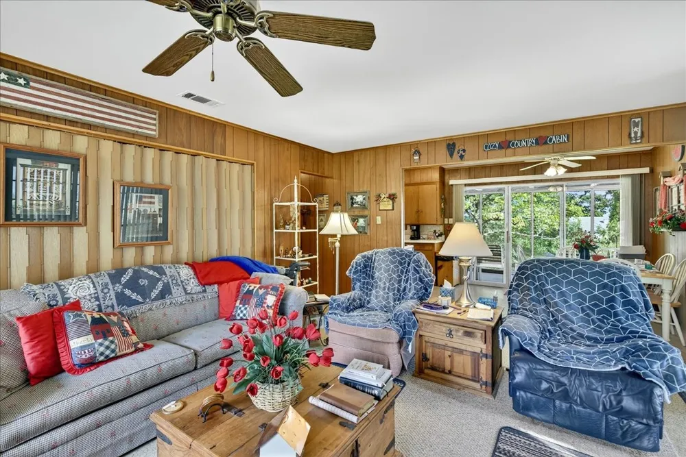 109 Circle Drive Tool, TX 75143