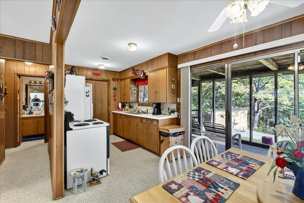 109 Circle Drive Tool, TX 75143