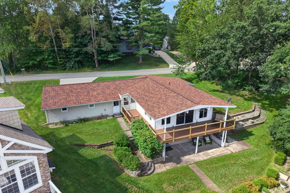 7788 W Royal Road Canadian Lakes, MI 49346