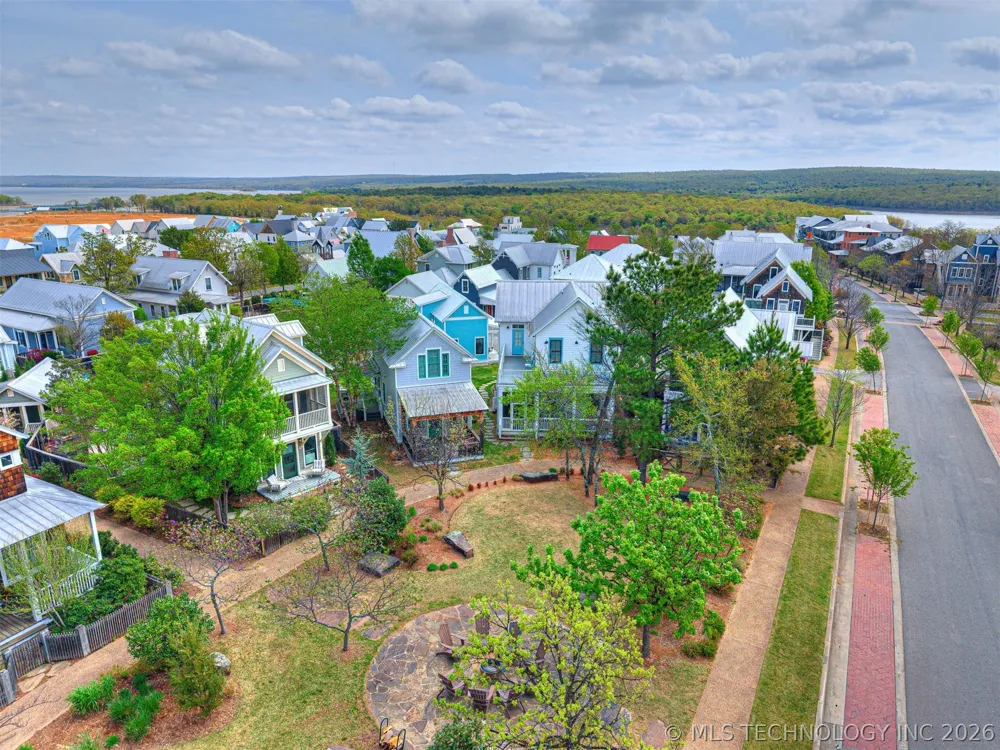 36 Firefly Lane Carlton Landing, OK 74432