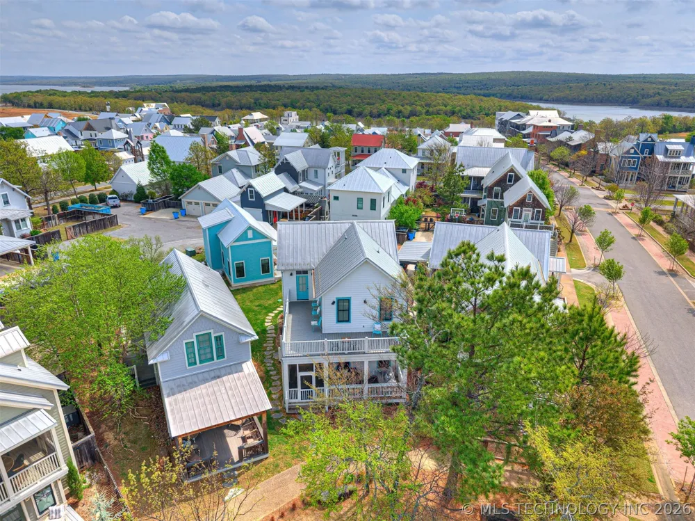 36 Firefly Lane Carlton Landing, OK 74432