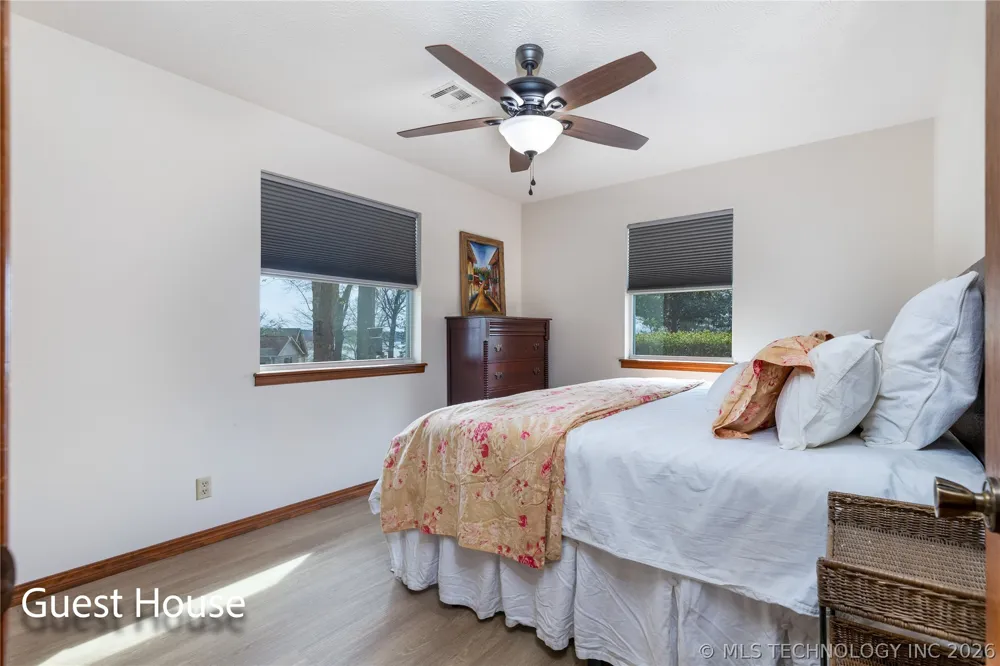 1446 Rockie Grove, OK 74344