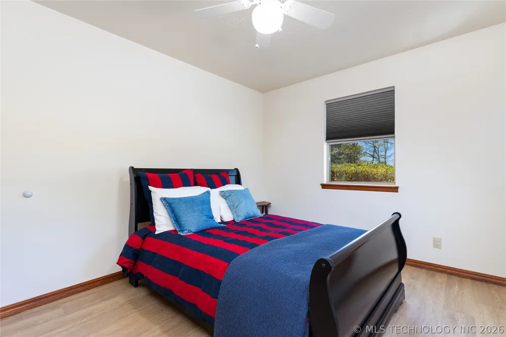 1446 Rockie Grove, OK 74344