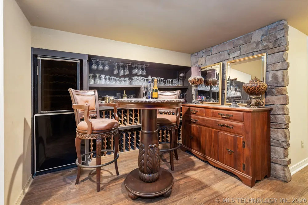 1446 Rockie Grove, OK 74344