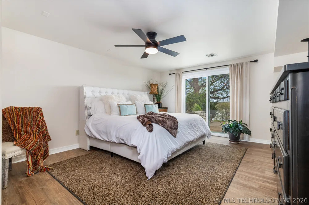 1446 Rockie Grove, OK 74344