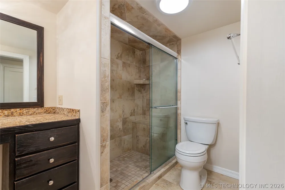1446 Rockie Grove, OK 74344