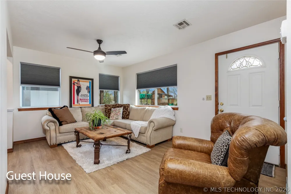 1446 Rockie Grove, OK 74344