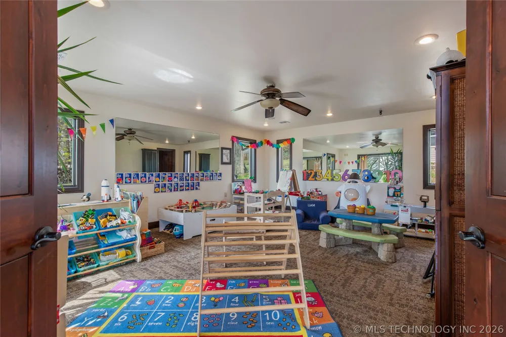 1446 Rockie Grove, OK 74344
