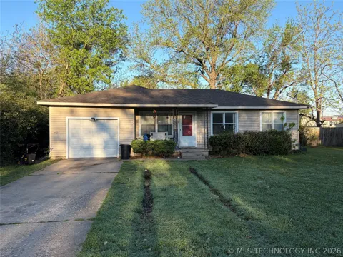 16 S Indianola Street