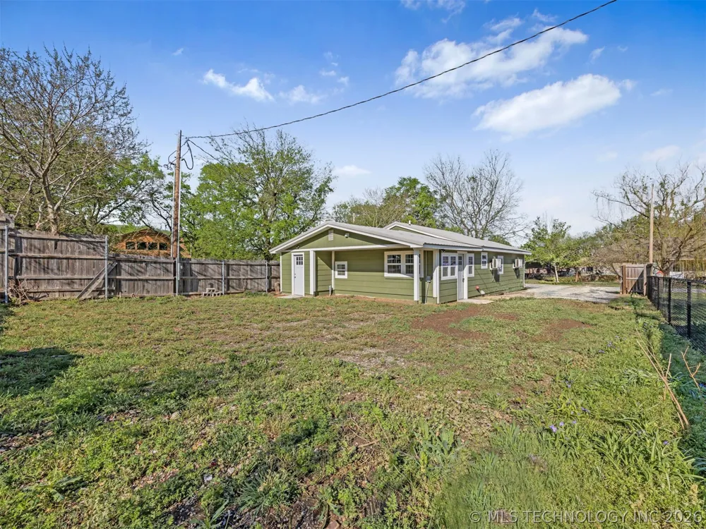 62 Sportsmans Drive Chouteau, OK 74337