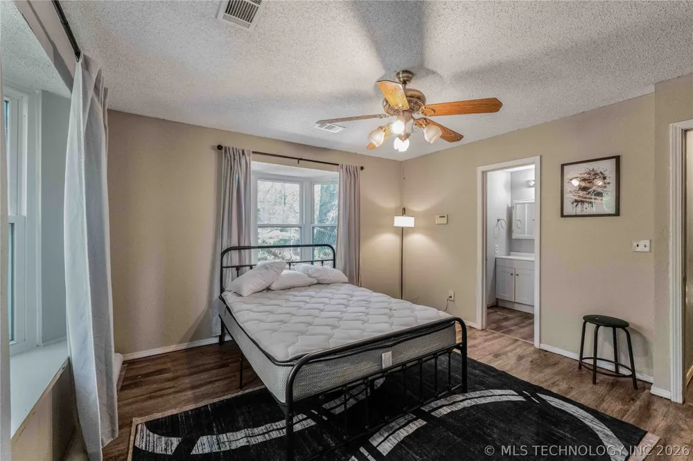 719 Cherry Spiro, OK 74959