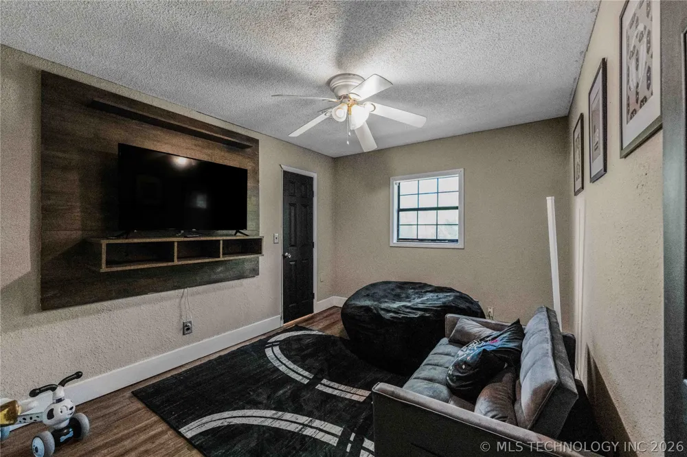 719 Cherry Spiro, OK 74959