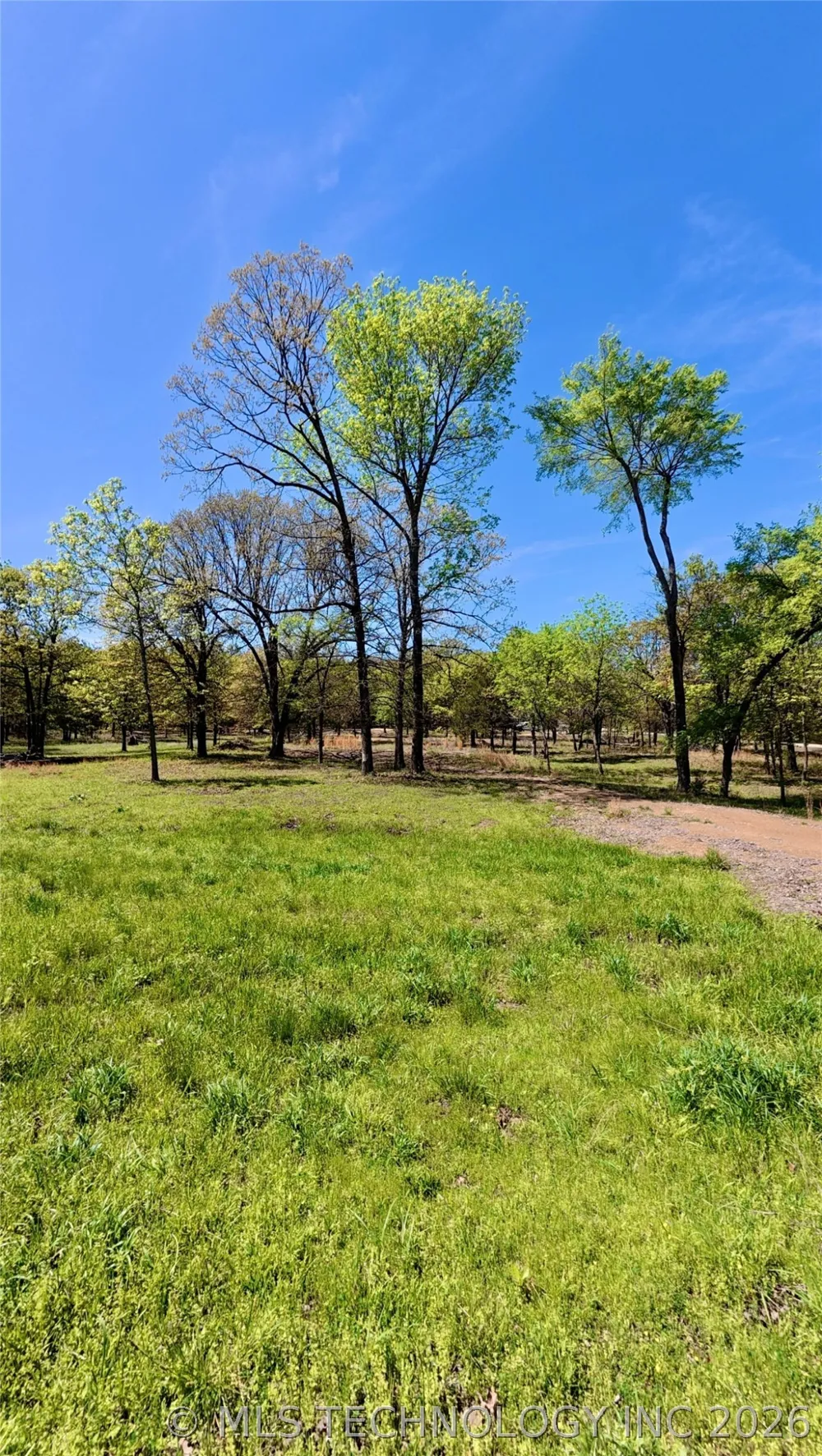 17 Duchess Creek Porum, OK 74455