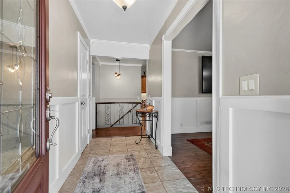 930 Briarwood Drive Bartlesville, OK 74006