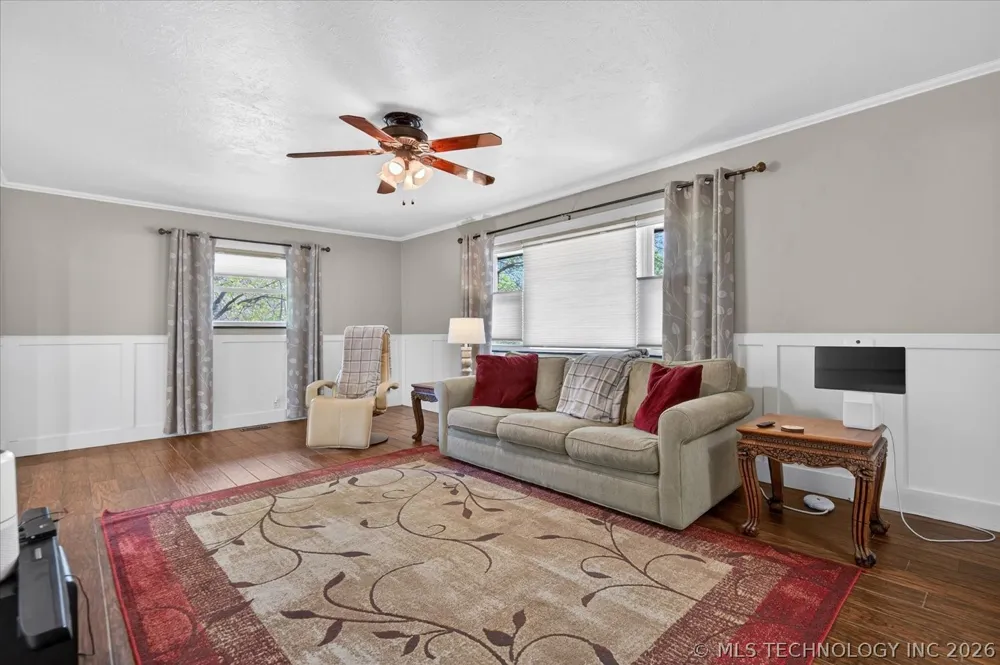 930 Briarwood Drive Bartlesville, OK 74006