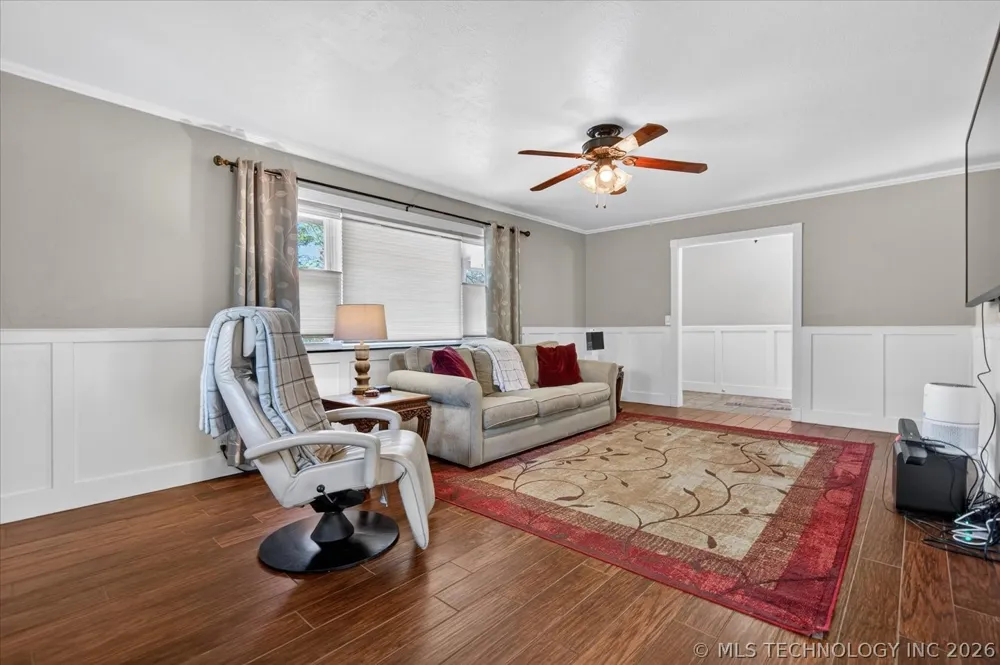 930 Briarwood Drive Bartlesville, OK 74006