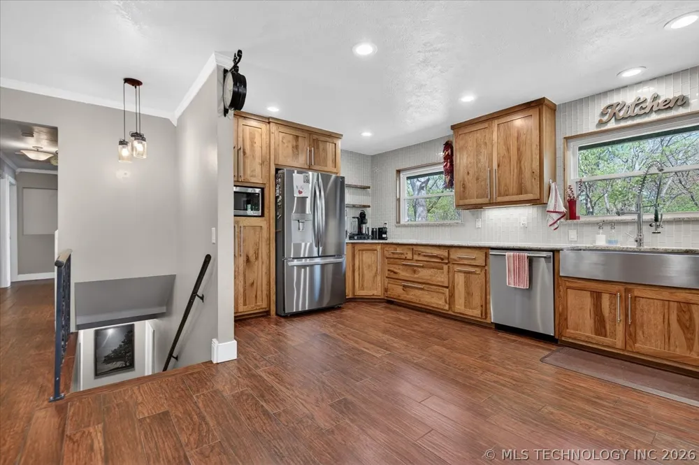 930 Briarwood Drive Bartlesville, OK 74006