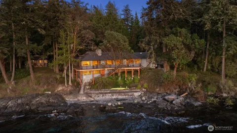 1501 Yacht Haven Road