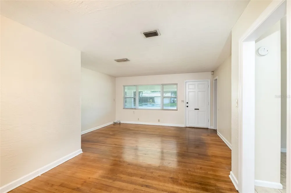 519 VERN DRIVE Orlando, FL 32805