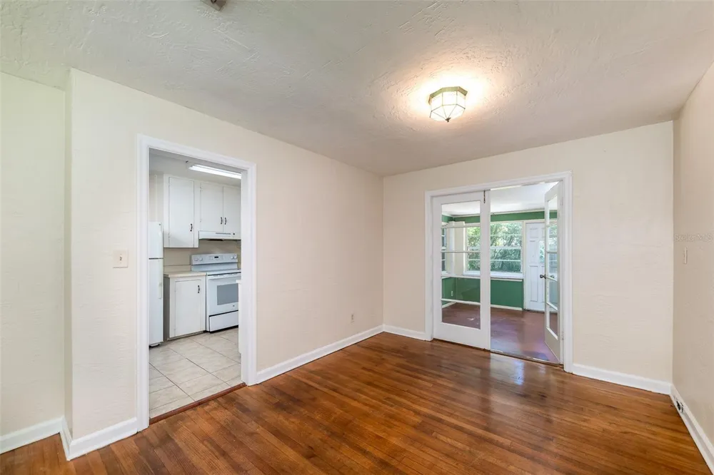 519 VERN DRIVE Orlando, FL 32805