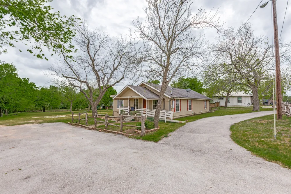 201 Church Hill Lane Liberty Hill, TX 78642