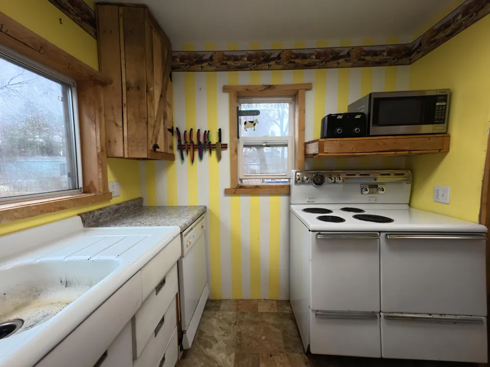7435 3rd Street Thompsonville, MI 49683