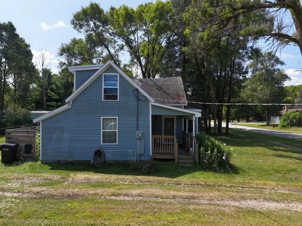 7435 3rd Street Thompsonville, MI 49683