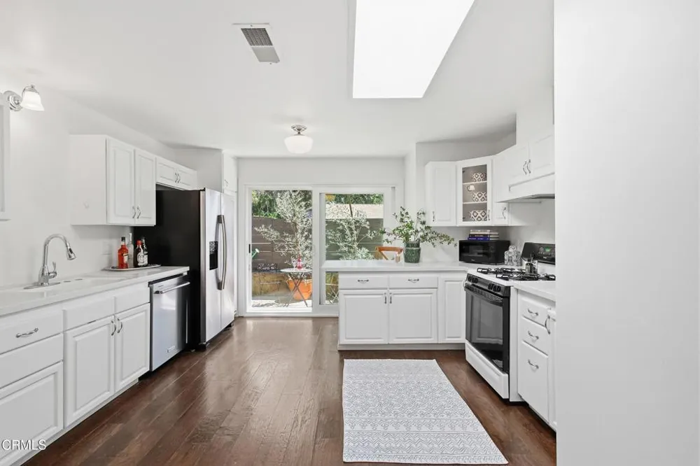 1310 McAndrew Road Ojai, CA 93023