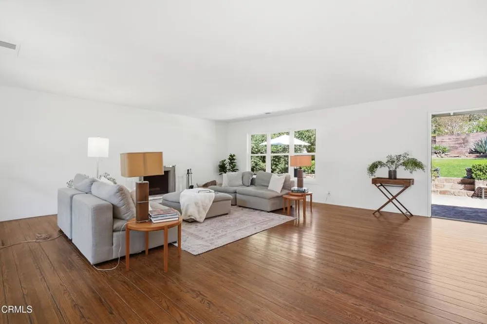 1310 McAndrew Road Ojai, CA 93023