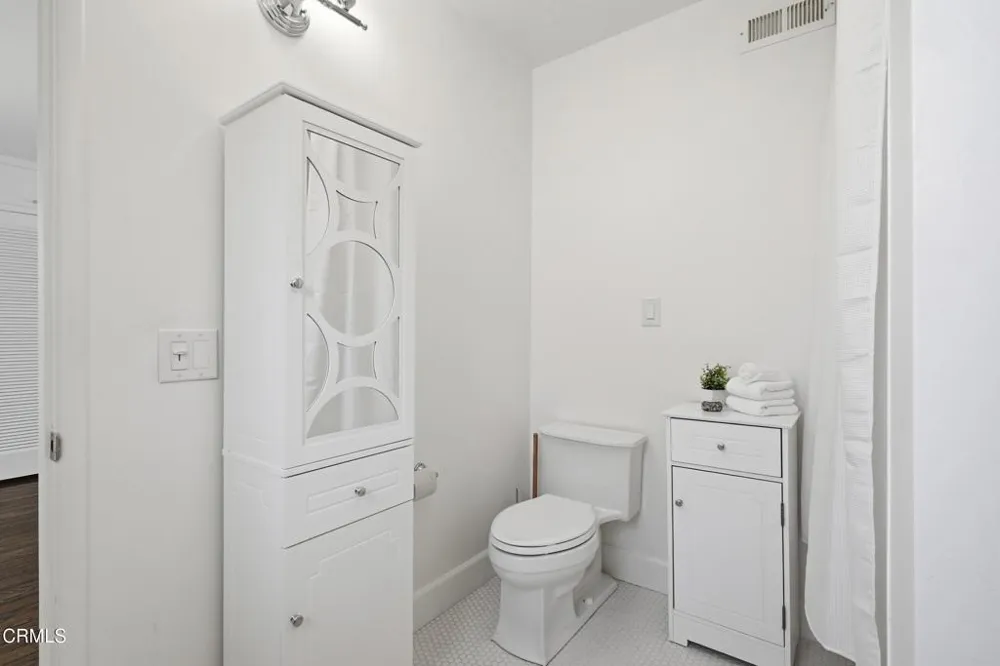 1310 McAndrew Road Ojai, CA 93023