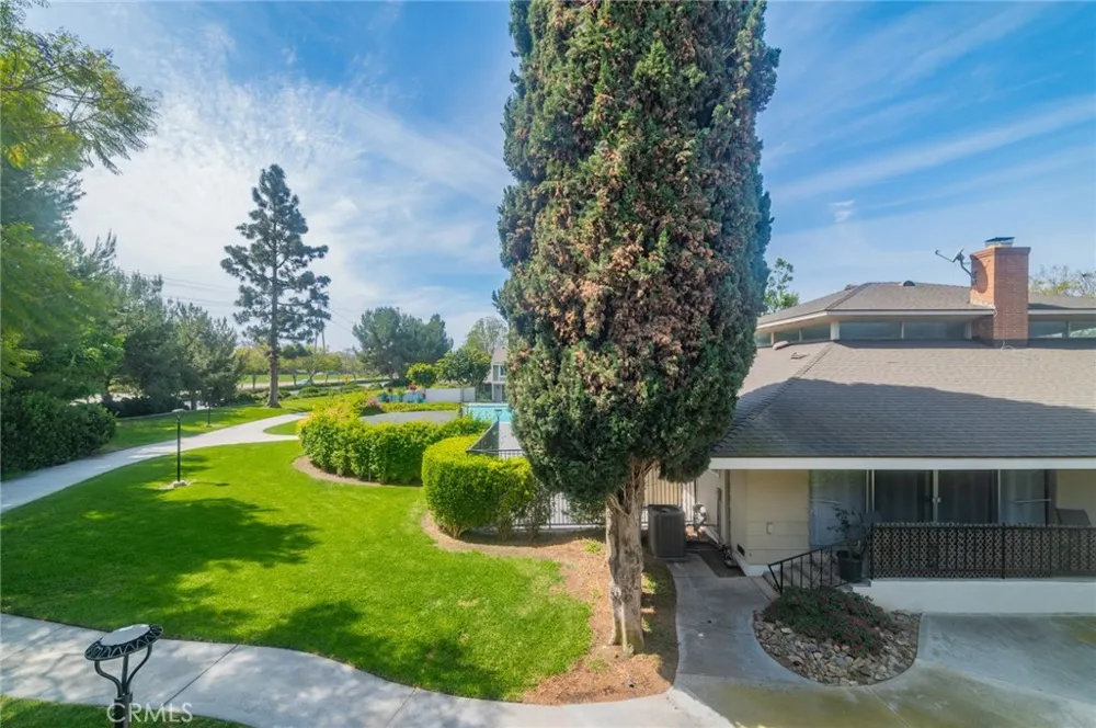 8 Deodar Irvine, CA 92604