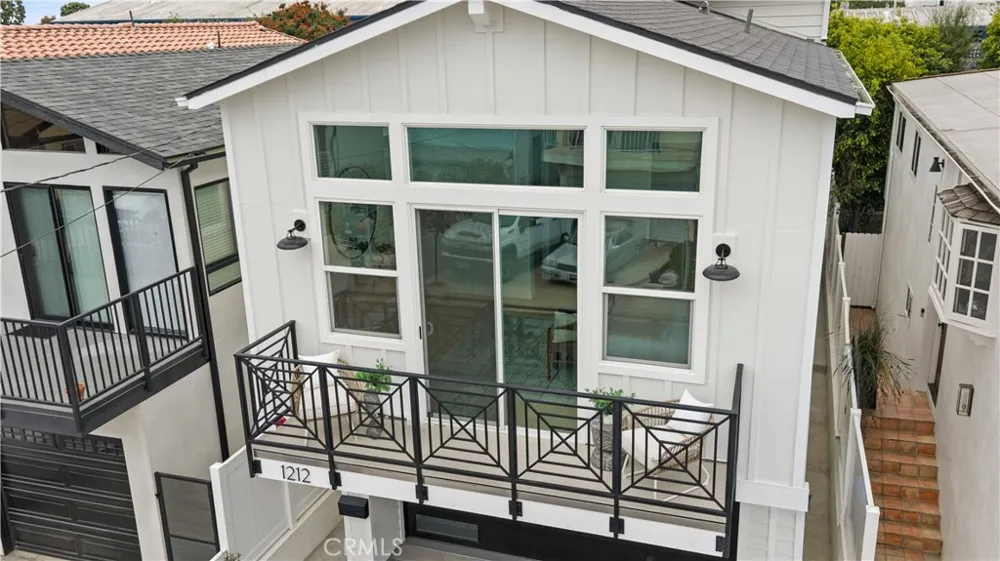 1212 19th Street Hermosa Beach, CA 90254
