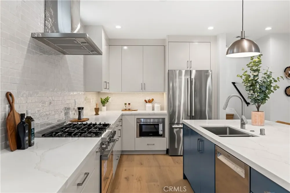 1212 19th Street Hermosa Beach, CA 90254