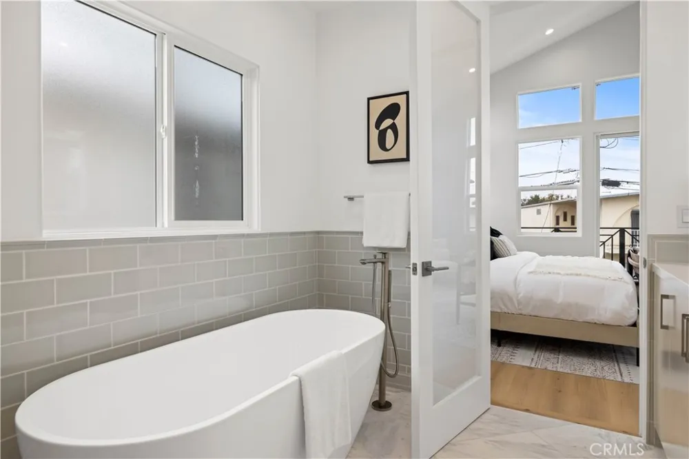 1212 19th Street Hermosa Beach, CA 90254
